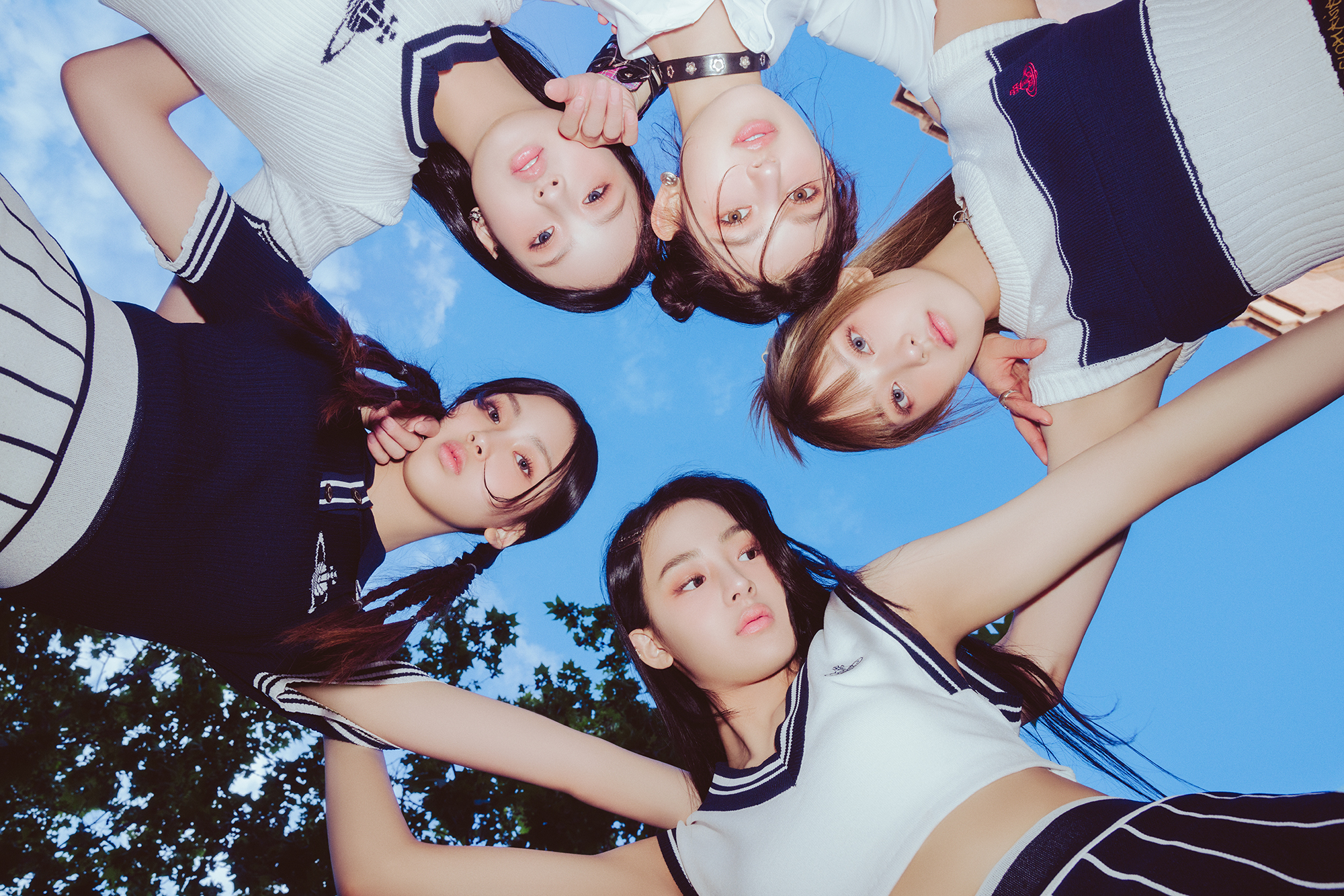Our Favorite K-pop Singles of 2022: 1-10