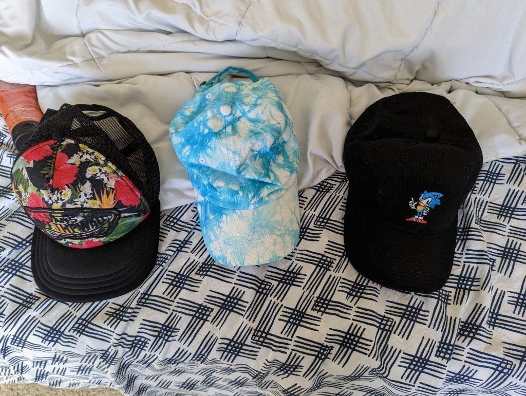 February Fashion Challenge, Days 4-5: Slim Jims and&nbsp;snapbacks